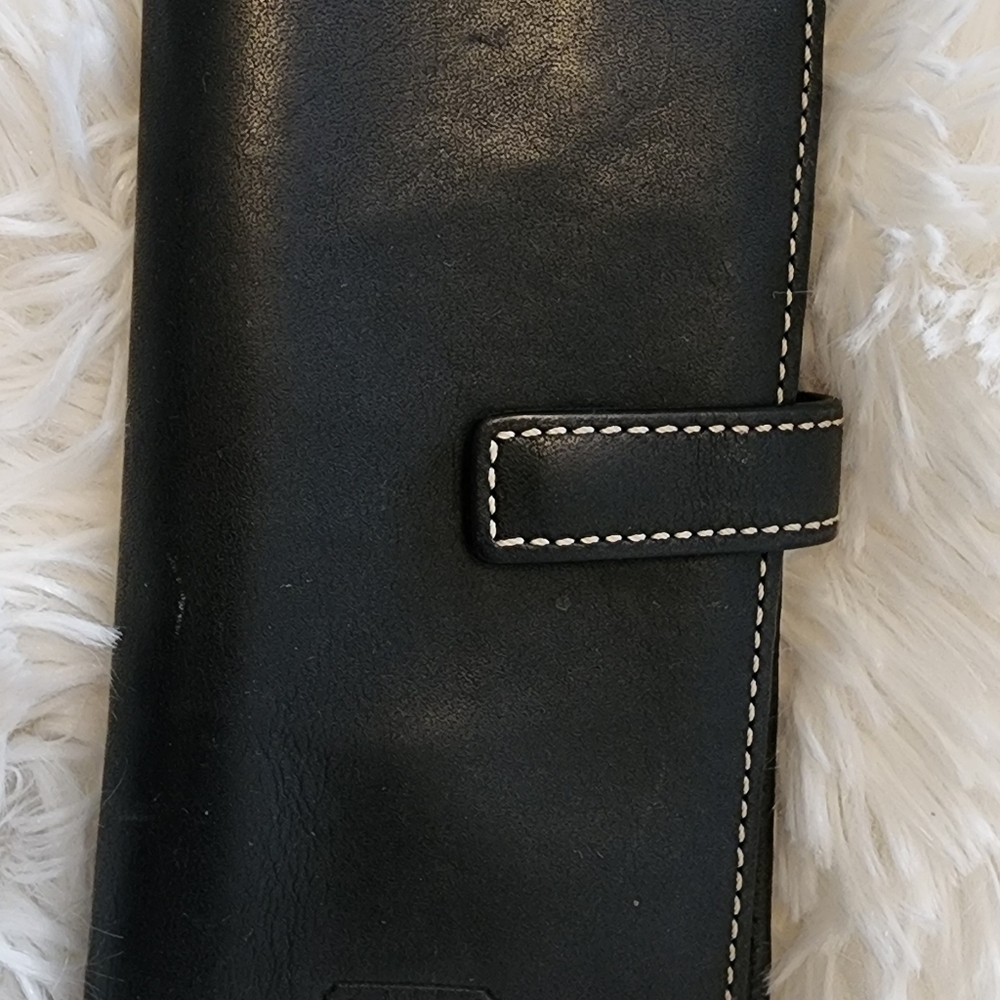 coach black card wallet